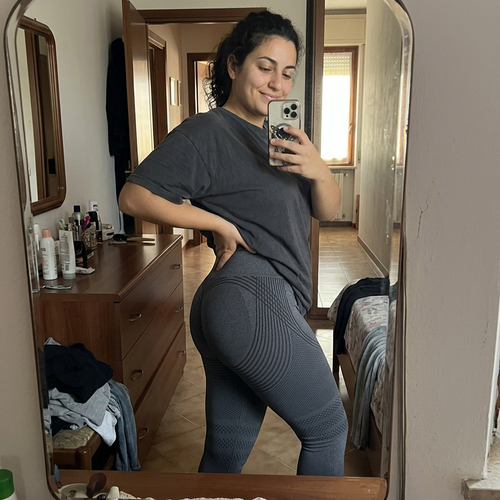 Kayla V.